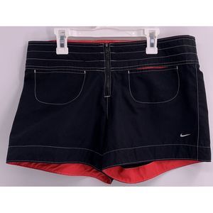 Nike Black border style short